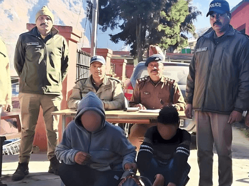 Two accused arrested with 1.513 kg of hashish