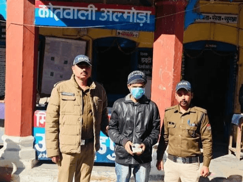 Almora Police arrested a smuggler with 5.31 grams of smack