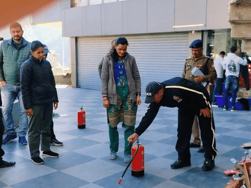 Fire Service Pithoragarh provided information to employees on fire safety