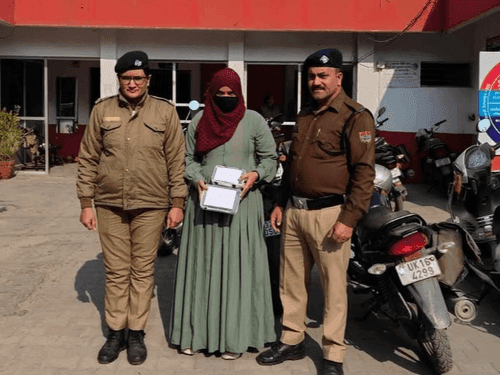 Haridwar Police arrested a female drug smuggler with illegal smack