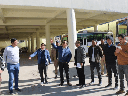 District Magistrate Uttarkashi did a field inspection of parking plans