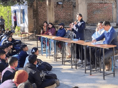 Almora Police aware the students of Mahatma Gandhi Inter College Chanoda