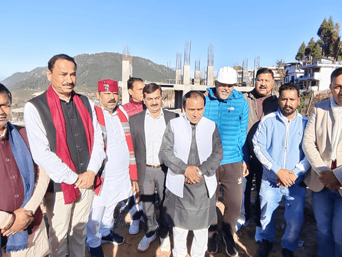 Cabinet Minister Dr Rawat inspected the construction work in Pithoragarh