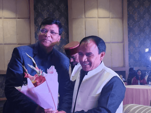 Cabinet Minister Dr. Rawat participated in the Medical Excellence Award program