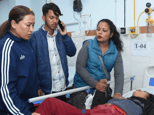 Cabinet Minister Rekha Arya enquired about the well-being of the injured