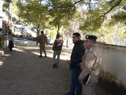 Physical inspection of polling stations done by Uttarkashi Police