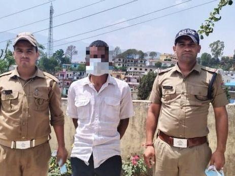 Police arrested non-bailable warranties and sent them to jail