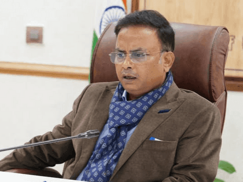 R.K. Sudhanshu held an important meeting with officials