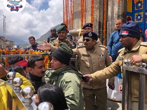 Shri Ashok Kumar IPS, DGP inspected the Kedarnath Temple premises