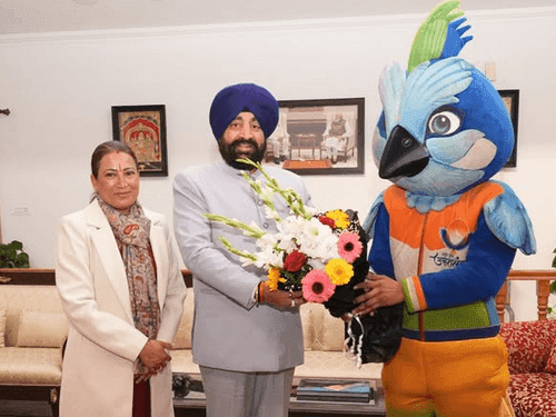 Image for Cabinet Minister Mrs. Rekha Arya paid a courtesy visit to Governor Gurmit Singh