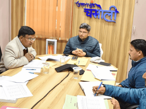 Image for DM Sandeep Tiwari held a meeting of the District Illegal Mining Prevention Team