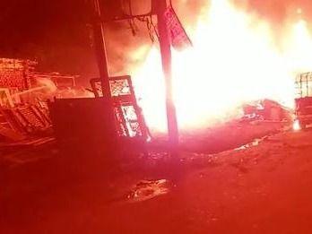 Two shops burnt down due to fire
