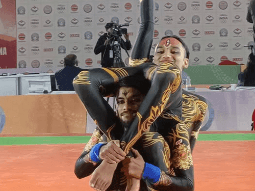 Ajay and Harshit of Uttarakhand won silver in Yogasana