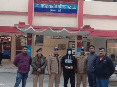 Pauri Garhwal Police arrested smuggler with illegal smack