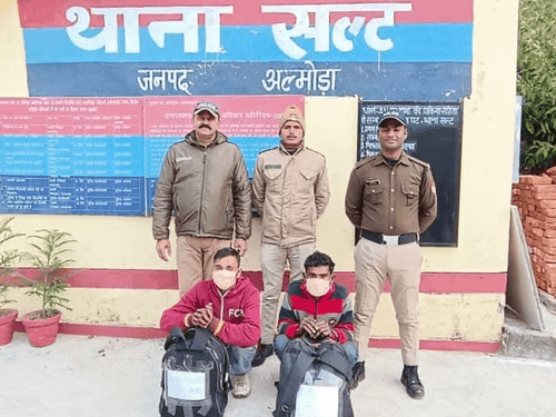 Two accused arrested with marijuana worth more than 2.5 lakhs