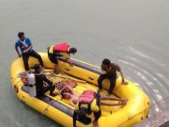 SDRF recovered the dead body of the drowned youth in the canal