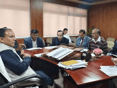 Image for Education Minister Dr. Rawat held a meeting of the School Education Department