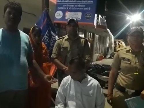 A policeman became support when the health of an elderly devotee deteriorated.
