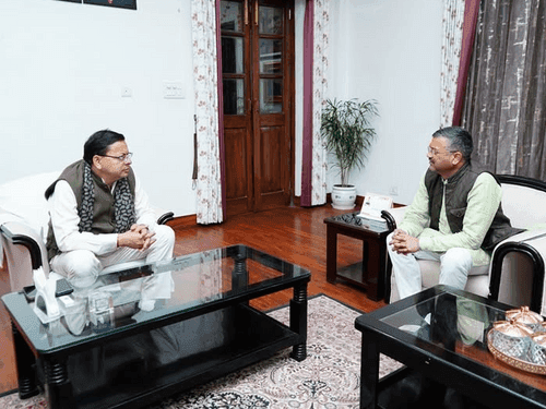 Dehradun Mayor Saurabh Thapliyal met CM Dhami