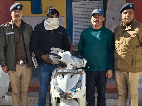Image for Almora Police arrested a smuggler with 1.027 kg of hashish