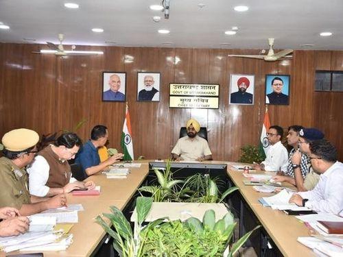Chief Secretary Dr. S.S. Sandhu gave instructions to all concerned departments regarding road safety
