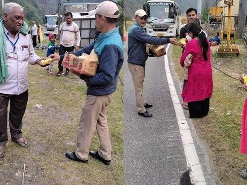 Passengers' bus got damaged, police helped