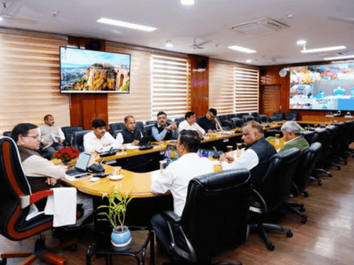 Image for CM Dhami held a high level meeting in the secretariat