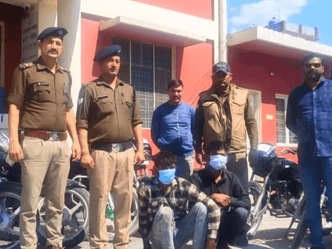 Image for Dehradun Police arrested two accused with stolen vehicle
