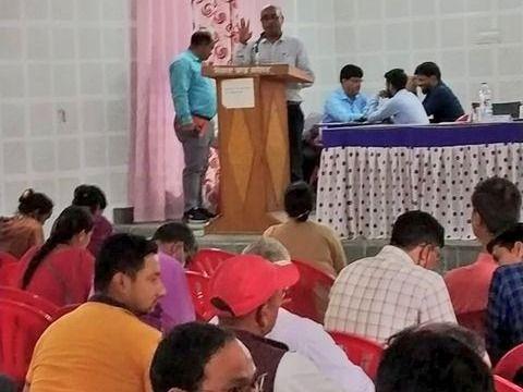 A meeting of Kshetra Panchayat Bageshwar was organized in the development block auditorium Bageshwar.