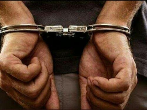 01 accused arrested with 20 liters of raw liquor by the SOOG team during the Code of Conduct.