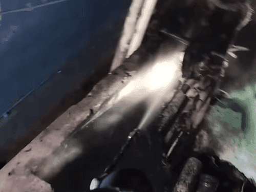 Image for Fire Service Bageshwar controlled the fire in the shop