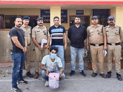 Image for Accused arrested with intoxicating injection and smack