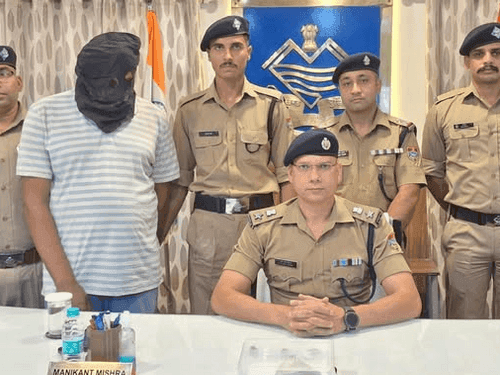 Image for Smuggler arrested with illegal smack worth lakhs of rupees