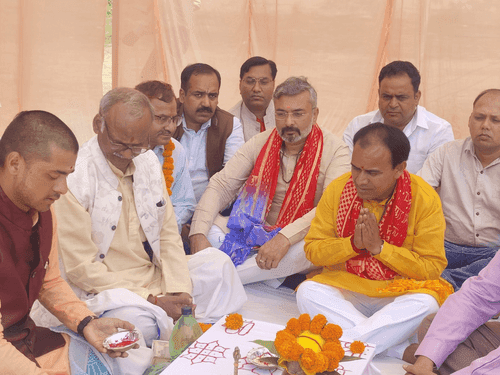 Image for Cabinet Minister Dr Rawat laid the foundation stone for various construction works