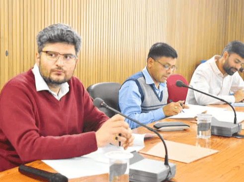 Image for DM Sandeep Tiwari held a review meeting regarding the progress of CM's announcement