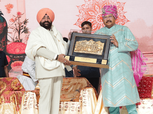 Image for Governor Gurmit Singh participated in 'Sadbhavna Sammelan and National Unity Camp'