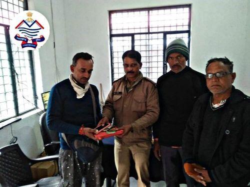 The devotees got relief after getting their lost bag and blessings to the soldiers