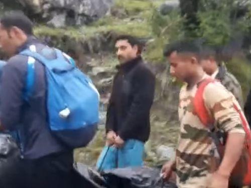 Police rescued two tourists who lost their way