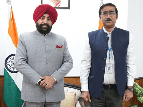 Director of Indian Institute of Remote Sensing Meets Governor Gurmit Singh