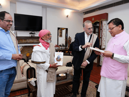 Environmental Experts and Corporate Leaders meet CM Pushkar Singh Dhami