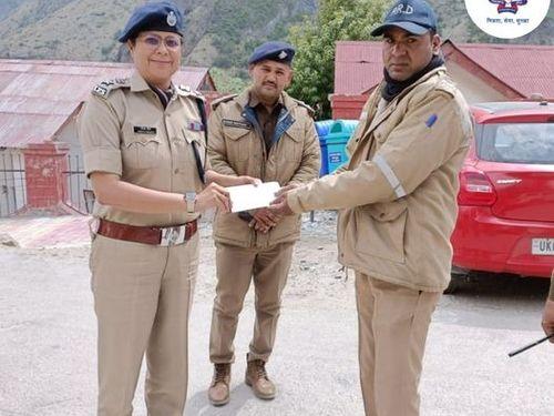 PRD jawan honored by Superintendent of Police Chamoli