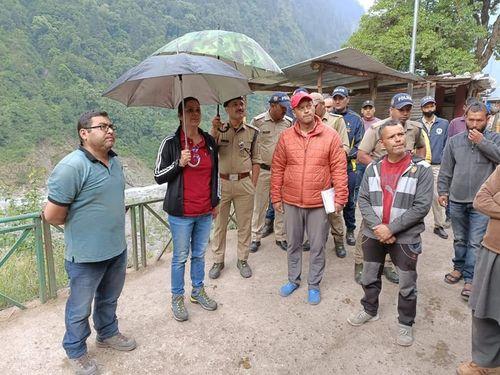 Inspection of security and travel arrangements by the Superintendent of Police