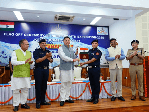 CM Pushkar Singh Dhami extends best wishes to NDRF mountaineering expedition