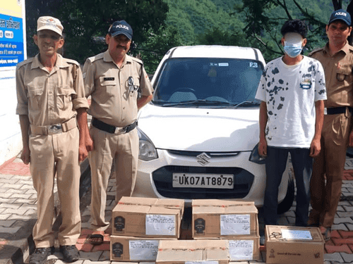 Image for Illegal liquor seized ahead of Panchayat Elections in Chamoli District