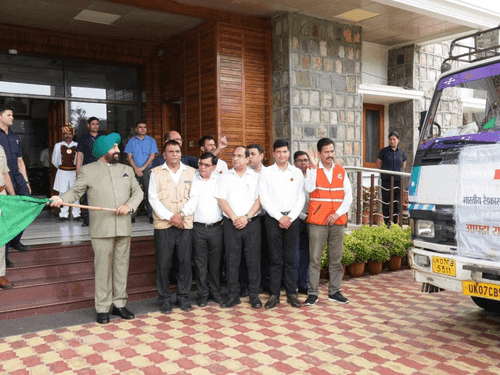 Image for Governor Lt Gen Gurmit Singh flags off 'Disaster Relief Vehicles'