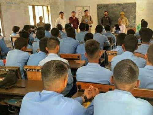 Post in charge Dangoli aware school students regarding the prevention of drugs/cybercrime