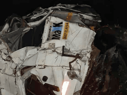 Image for Vehicle returning from Mussoorie falls into 200-meter gorge, driver injured