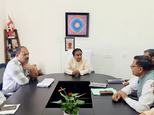 Cabinet Minister Dr. Rawat issues strict directives on bear menace in Thalisain