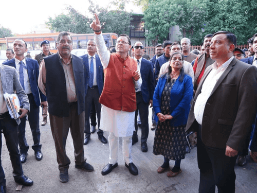 CM Dhami conducts surprise inspection at Dehradun ISBT