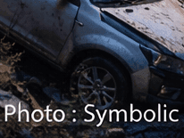 Truck loaded with timber falls into gorge in Chamoli district, three rescued